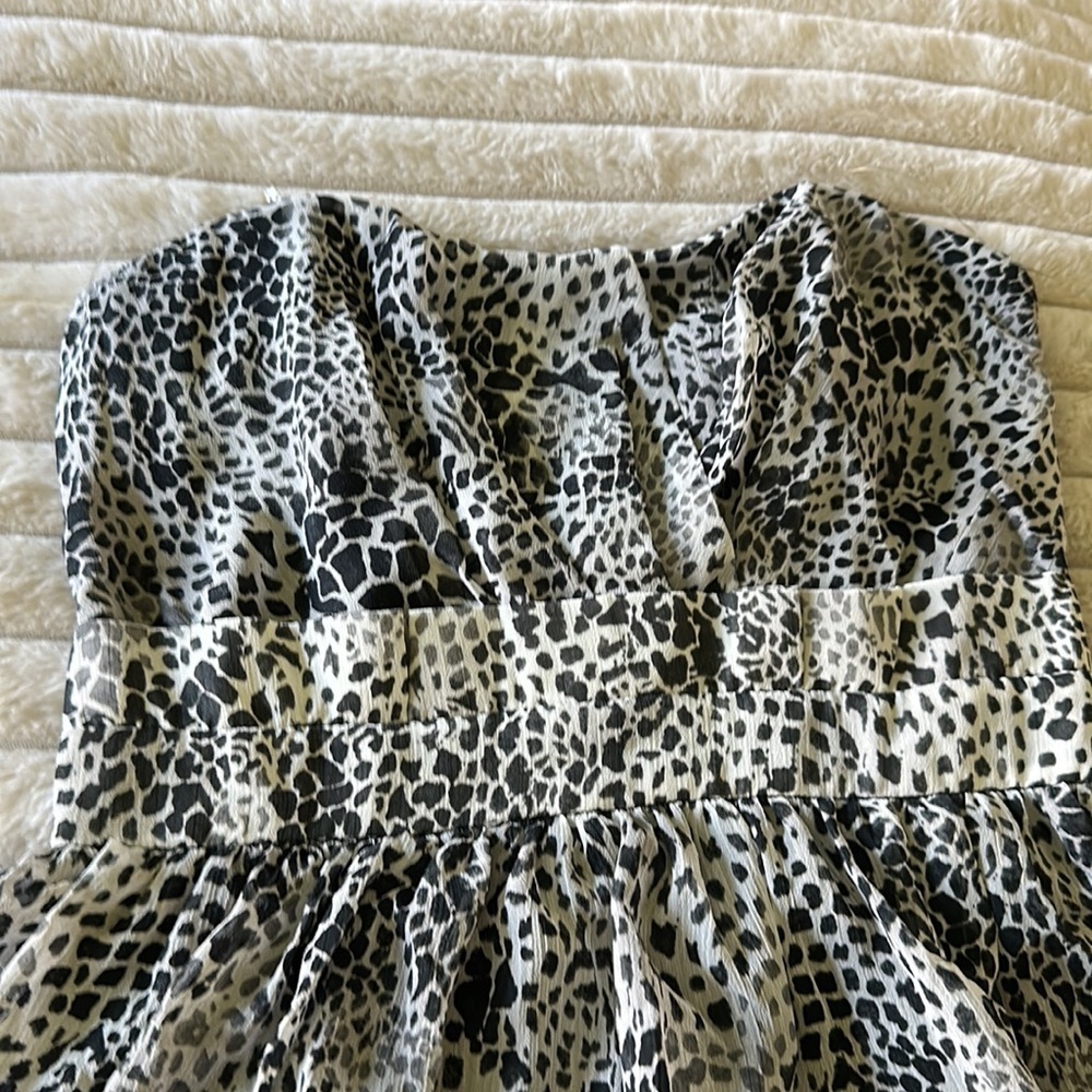Size small black print tube, cheetah dress - Picture 2 of 5